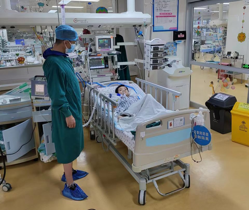 巍山跨省救护车出租公司